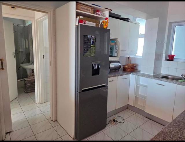 3 BEDROOM PROPERTY TO RENT IN SEA POINT